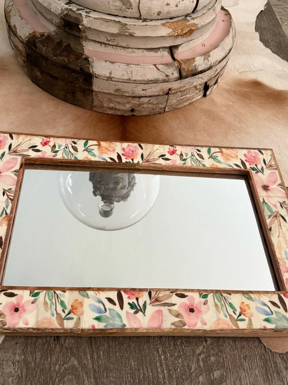 Gorgeous Floral Accent Wall Mirror in Brown and Green Pastel Colors